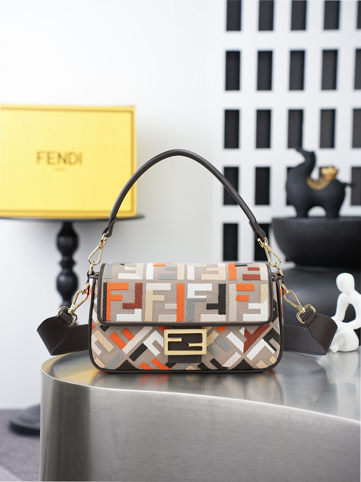 Fendi Geometric Print Baguette Shoulder Bag with Gold-Tone Clasp